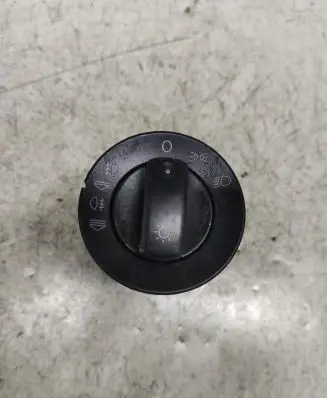 Audi A4 S4 B7 8E 8H Light switch 8E0941531C