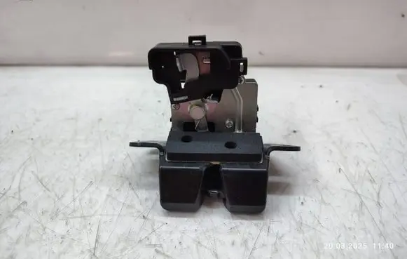 KIA Sportage Tailgate/trunk/boot lock/catch/latch 812303W000