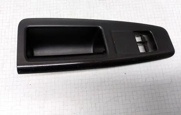 Volkswagen Polo Front door window switch trim 6Q1867171E