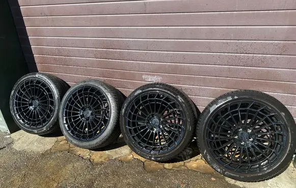 Mercedes-Benz S C217 R20 alloy rim 