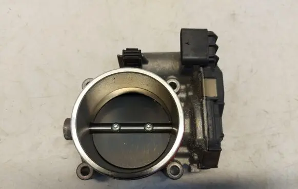 Mercedes-Benz C W205 Throttle valve a02641410100