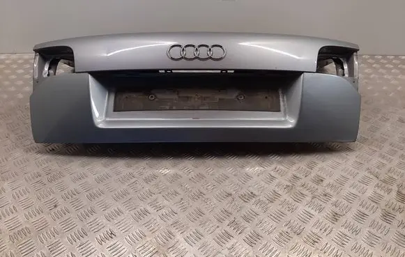 Audi A4 S4 B7 8E 8H Tailgate/trunk/boot lid