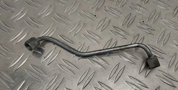 Toyota Avensis T270 Fuel main line pipe