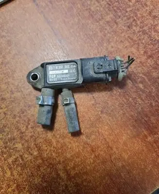 Opel Vectra C Exhaust gas pressure sensor 0281002784