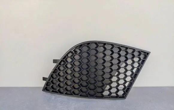 Seat Cordoba (6L) Front fog light trim/grill 6L6853666