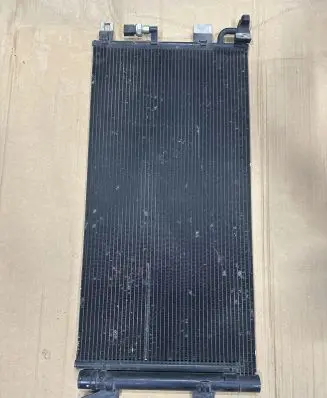 Volkswagen Touran II A/C cooling radiator (condenser) 8W0816411H