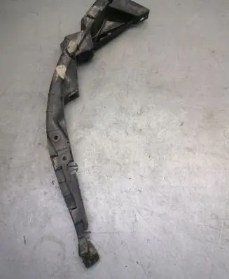Volkswagen PASSAT B5 Front bumper mounting bracket 3B0807049C