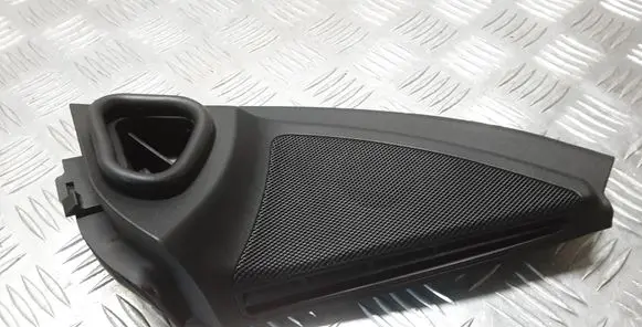 Mercedes-Benz ML W164 Other front door trim element A1647201670