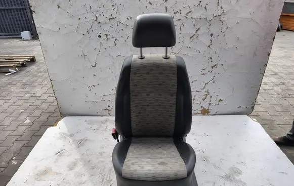 Volkswagen Caddy Front driver seat 