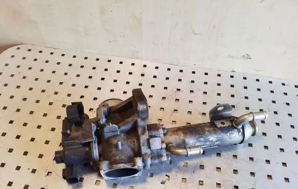 Volvo XC60 EGR valve 31219874 880182B 880766L