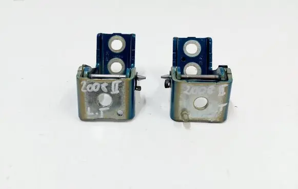 Peugeot 2008 II Rear door hinge set 
