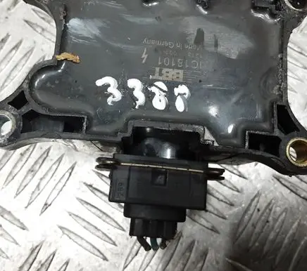 Ford Fiesta Ignition amplifier control unit 121300018 IC18101