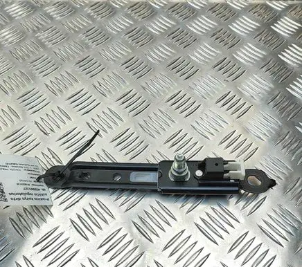 Toyota Prius (XW30) Seat belt adjustment motor 7320012070