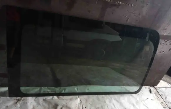 Mercedes-Benz Sprinter W906 Sliding door window/glass ONSITEPICKUP 43R001167