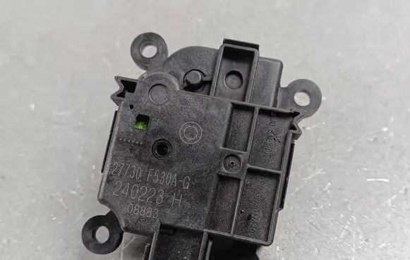 Mazda CX-70/90 Air flap motor/actuator 27730F530A 240223H 08883