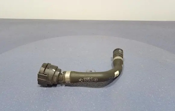 BMW X3 E83 Engine coolant pipe/hose 8743381