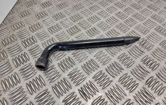 Ford C-MAX I Wheel nut wrench 93BB17032AB