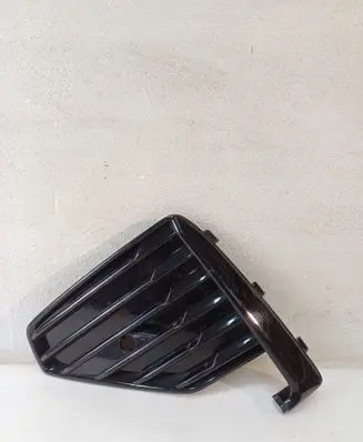 Volvo V60 Front bumper lower grill 32227026