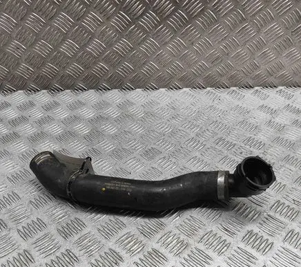 Engine coolant pipe/hose