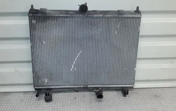 Citroen C5 Coolant radiator P9688421380
