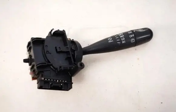 Toyota Yaris Wiper control stalk 173647