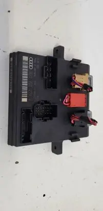 Audi A4 S4 B6 8E 8H Comfort/convenience module 8E0907279B