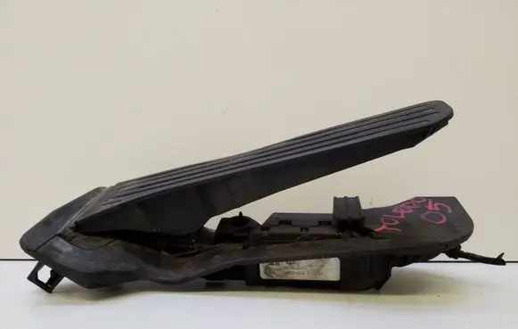 Seat Toledo III (5P) Accelerator throttle pedal 1K2721503K 6PV00889010 74390700