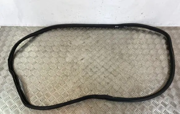 Jeep Grand Cherokee WL Front door rubber seal