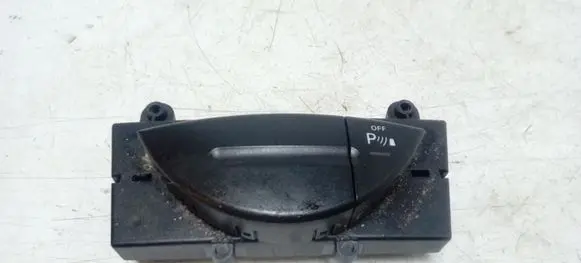 Mercedes-Benz CLS C219 Parking (PDC) sensor switch 2118216958