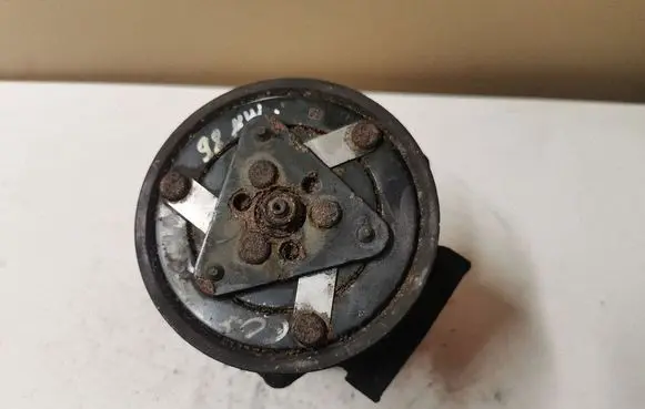 Peugeot 607 Air conditioning (A/C) compressor (pump) 9648138680 R134A