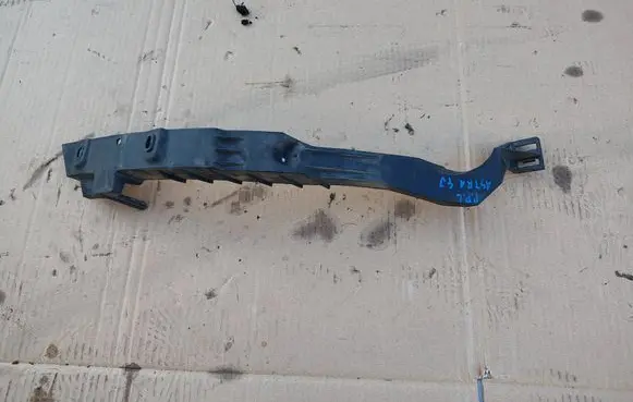 Under headlight/headlamp trim