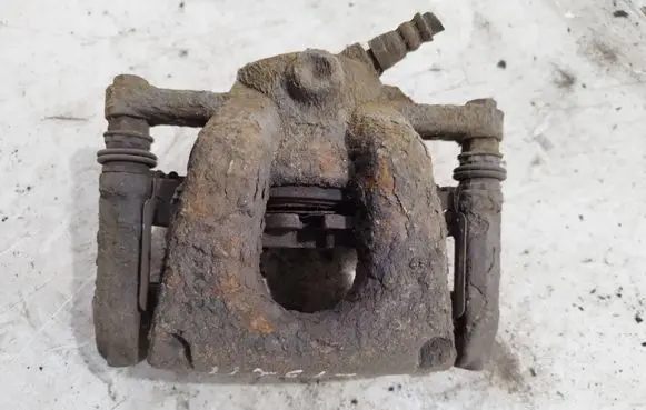 BMW 1 E81 E87 Front brake caliper