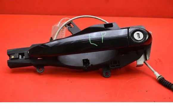 BMW X3 E83 Front door exterior handle