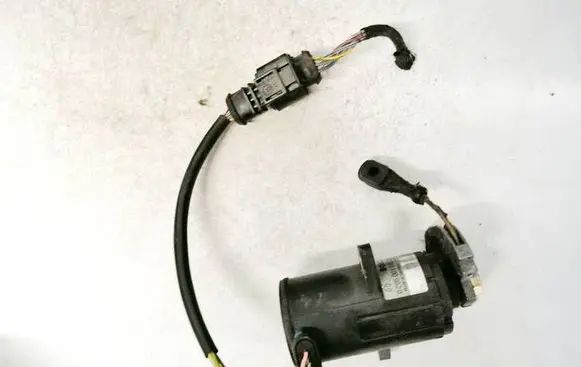 Audi A3 S3 8L Accelerator throttle pedal 0205001043