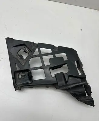 Volvo S90, V90 Front bumper mounting bracket 31383496