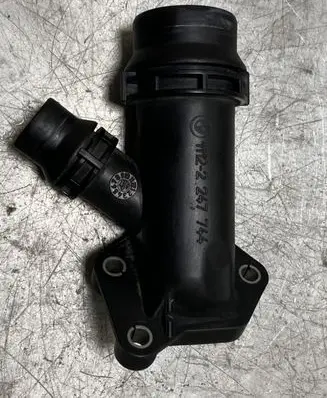 BMW 5 E60 E61 Engine coolant pipe/hose 2247744