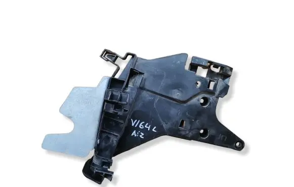Volvo XC70 Rear door exterior handle/bracket 08663908