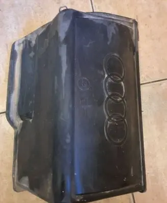 Audi 80 90 B3 Battery box tray 893915437