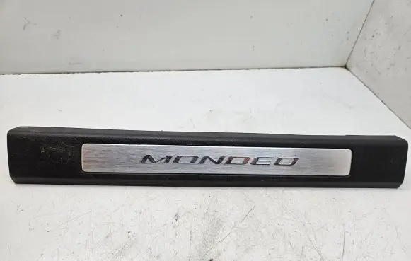 Front sill trim cover