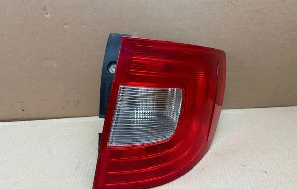 Skoda Superb B6 (3T) Rear/tail lights 3T9945096