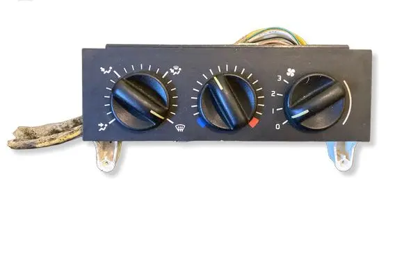Renault Master II Climate control unit 133761F