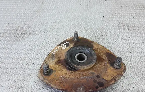 Land Rover Freelander Front upper strut mount 