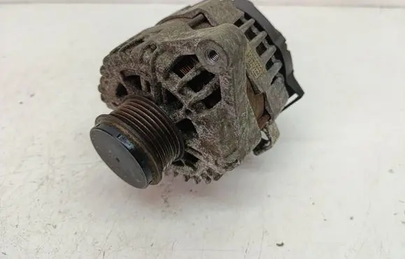 KIA Rio Generator/alternator 3730003BA5