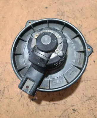 Toyota Corolla Verso E110 Heater fan/blower 1940001510