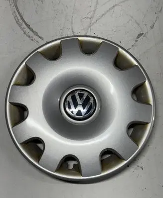 Volkswagen Touran I R15 wheel hub/cap/trim 1J0601147N