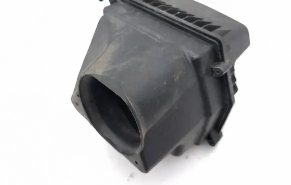 Jeep Cherokee Air filter box 52022357AB