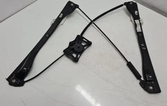 Skoda Fabia Mk3 (NJ) Front window lifting mechanism without motor 6V0837462B