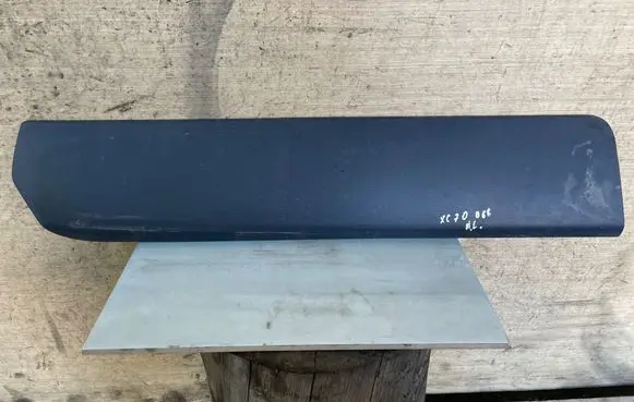 Volvo XC70 Rear door trim (molding) 9190886 8620146