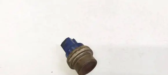Volkswagen Golf II Coolant temperature sensor 025906041A