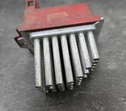 Seat Toledo II (1M) Heater blower motor/fan resistor 1J0907521 657364M 5DS00646701